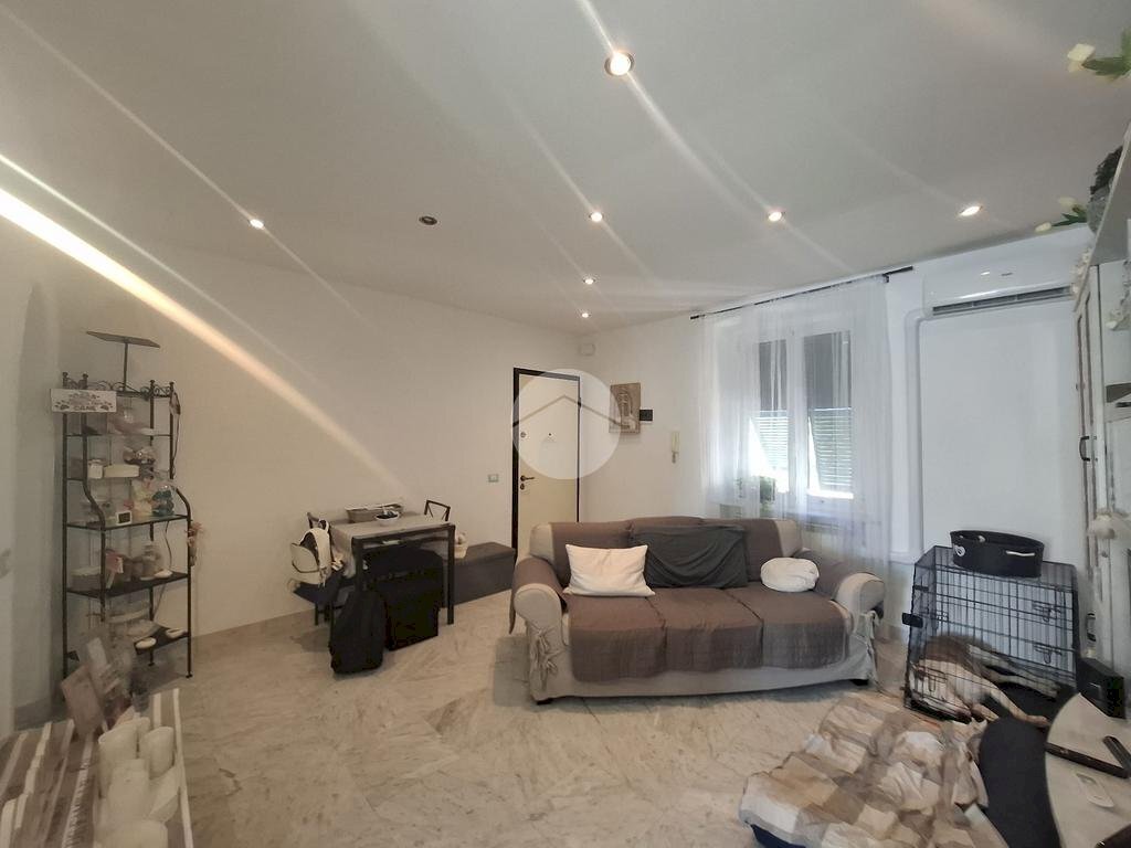 appartamento in vendita a Genova in zona Certosa