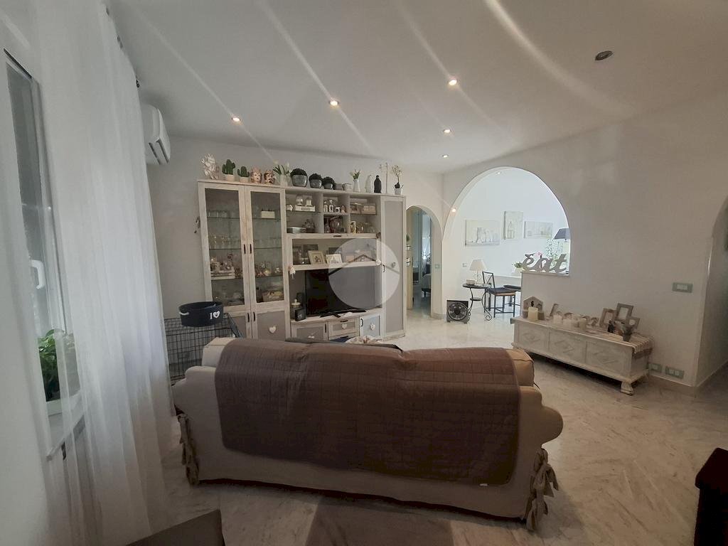 appartamento in vendita a Genova in zona Certosa