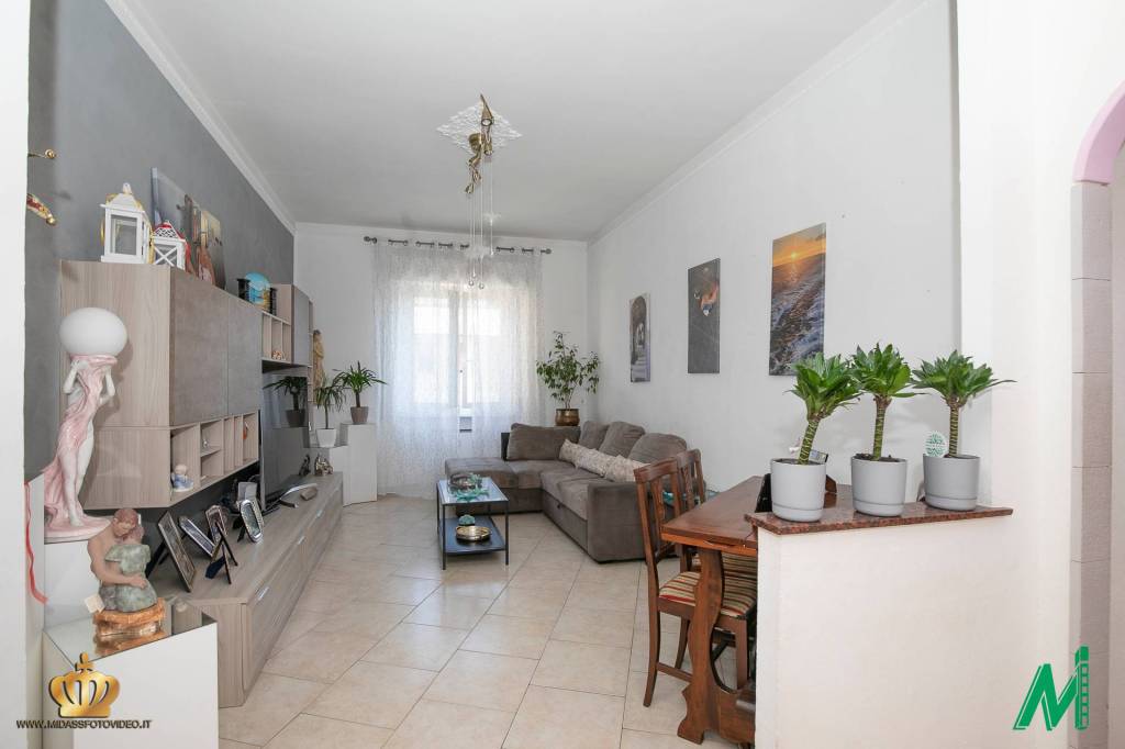 appartamento in vendita a Genova in zona Marassi