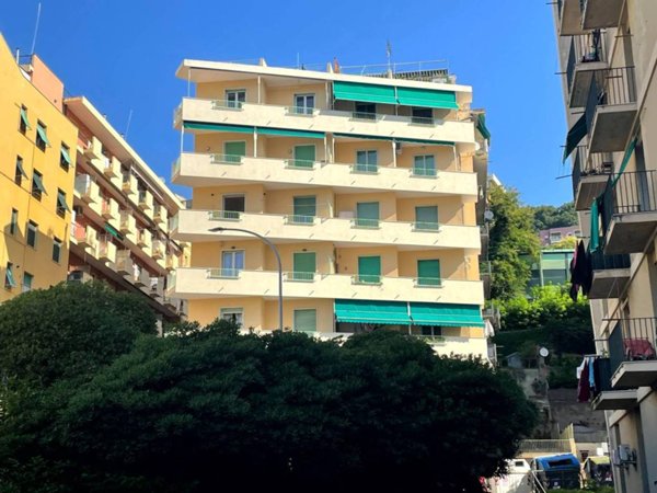appartamento in vendita a Genova in zona Voltri
