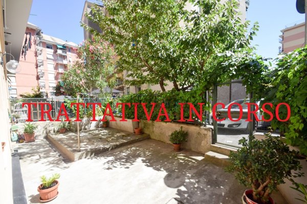 appartamento in vendita a Genova in zona Palmaro / Pra'