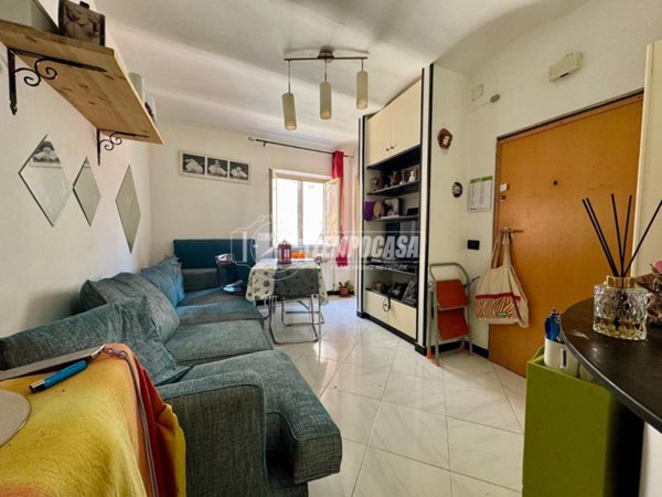 appartamento in vendita a Genova in zona Sestri Ponente