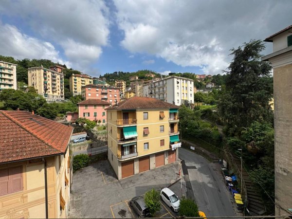 appartamento in vendita a Genova in zona Pontedecimo