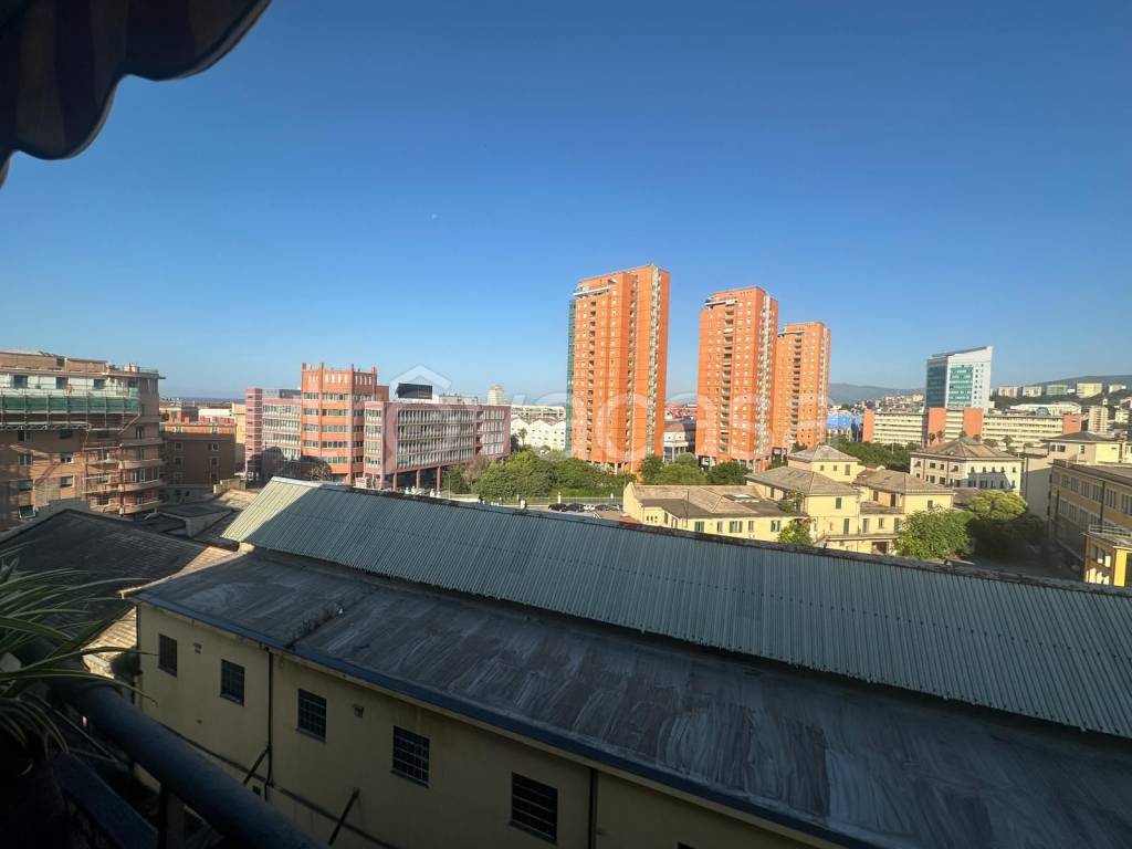 appartamento in vendita a Genova in zona Sampierdarena