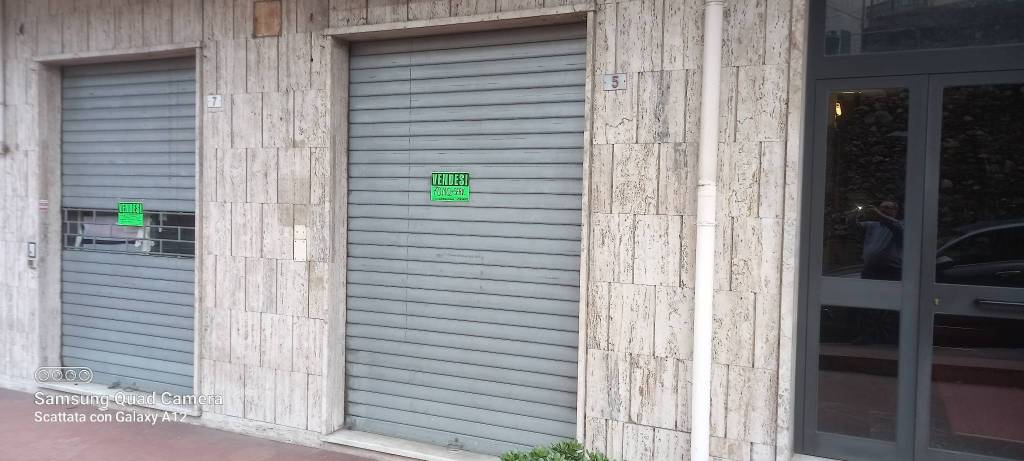 trivano in vendita a Genova in zona Sestri Ponente
