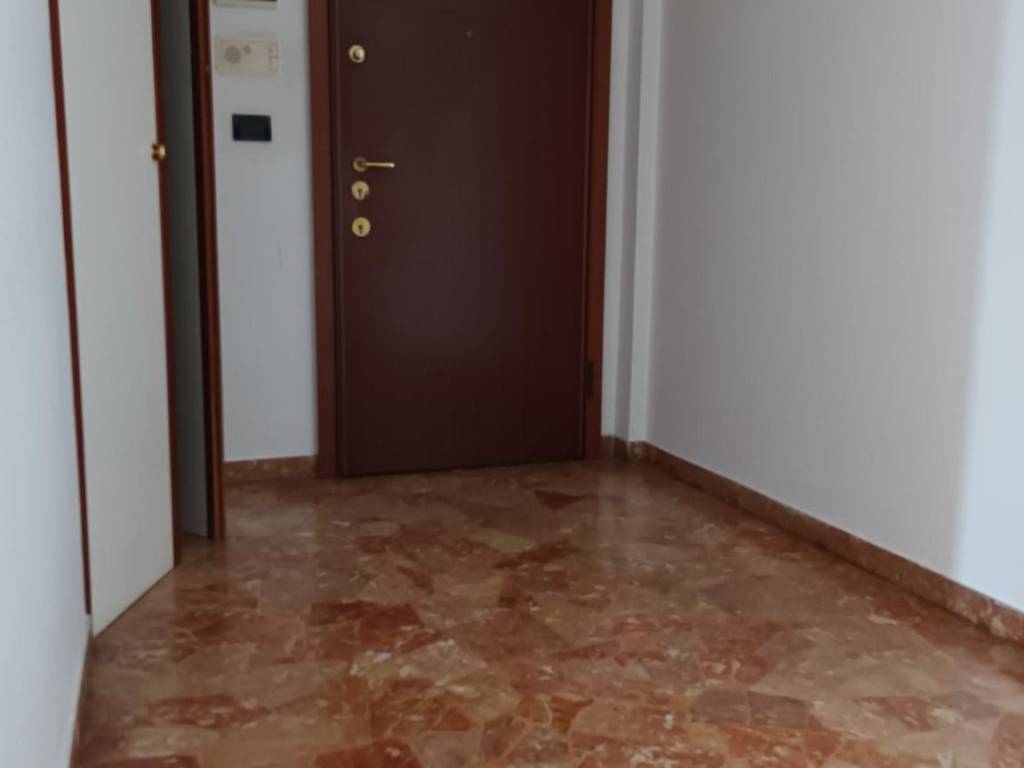 appartamento in vendita a Genova in zona Marassi