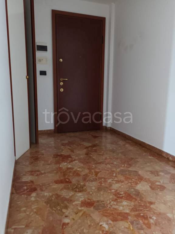 appartamento in vendita a Genova in zona Marassi
