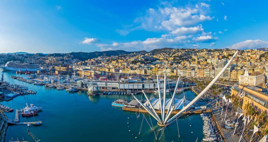 casa indipendente in vendita a Genova in zona Carignano