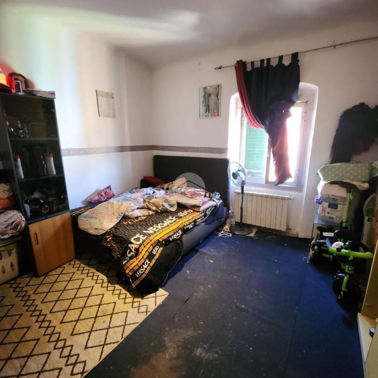 appartamento in vendita a Genova in zona Certosa