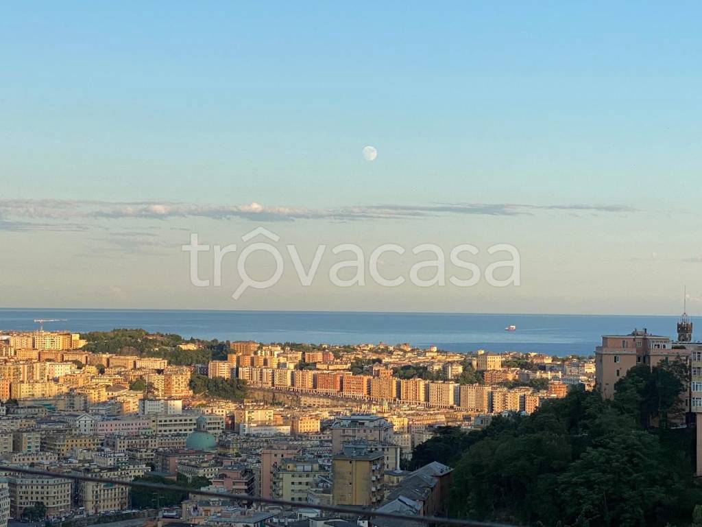 casa indipendente in vendita a Genova in zona Castelletto