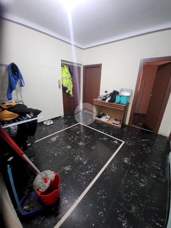 appartamento in vendita a Genova in zona Rivarolo