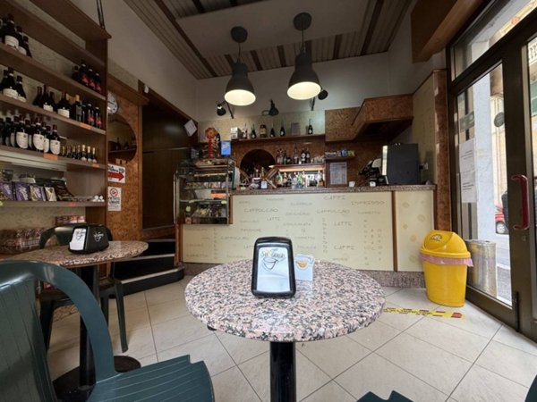 negozio in vendita a Genova in zona Cornigliano
