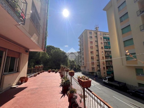 appartamento in vendita a Genova in zona Marassi