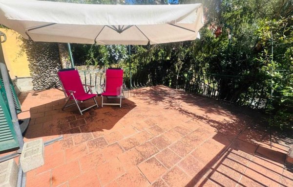 casa indipendente in vendita a Genova