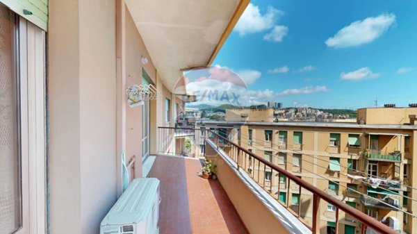 appartamento in vendita a Genova in zona Sestri Ponente