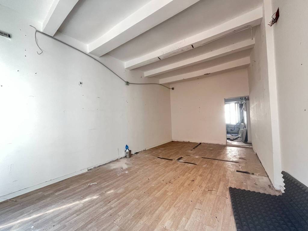 appartamento in vendita a Genova in zona Sestri Ponente