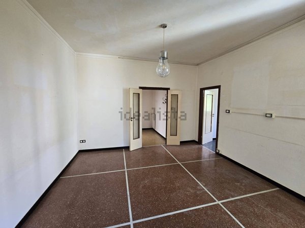 appartamento in vendita a Genova in zona Sampierdarena