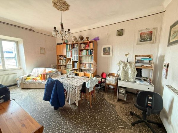 appartamento in vendita a Genova in zona Sampierdarena