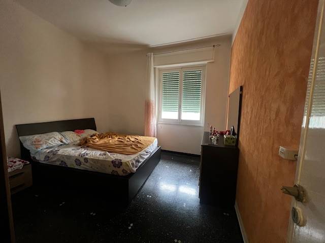 appartamento in vendita a Genova in zona Sampierdarena