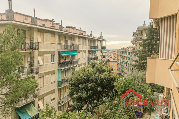 appartamento in vendita a Genova in zona Marassi