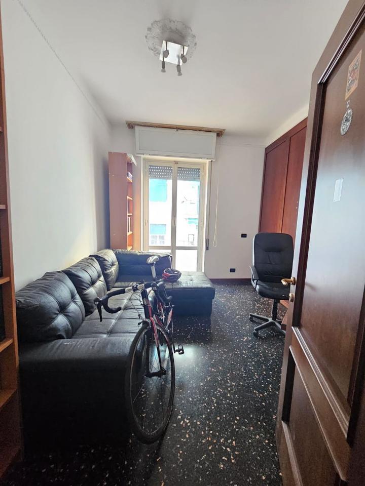 appartamento in vendita a Genova in zona Cornigliano