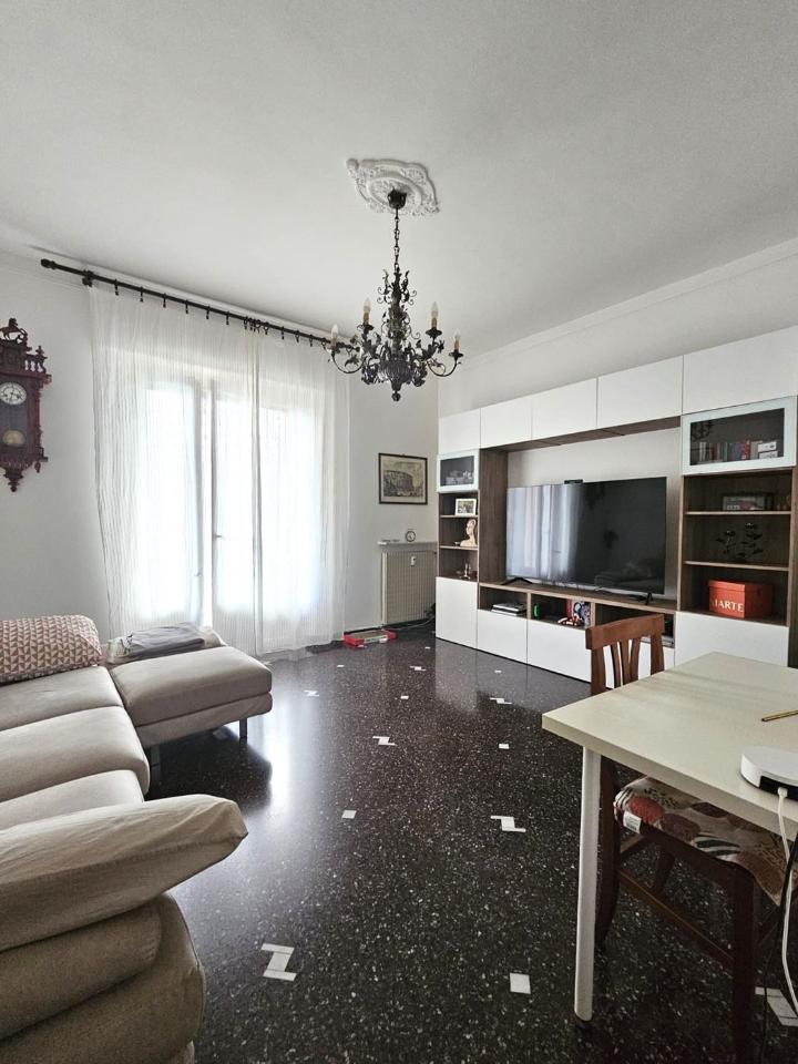 appartamento in vendita a Genova in zona Pegli