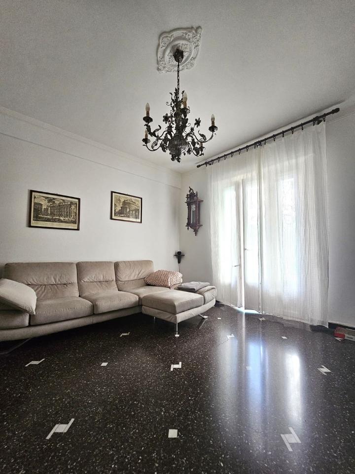 appartamento in vendita a Genova in zona Pegli