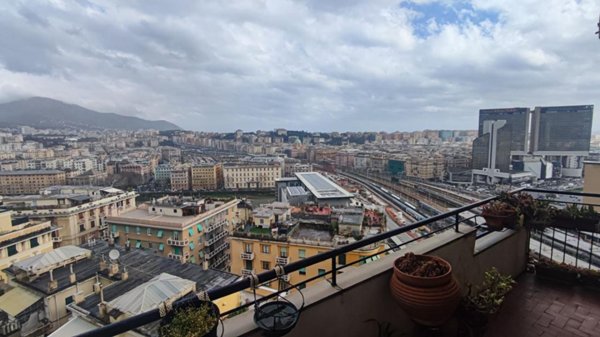 appartamento in vendita a Genova