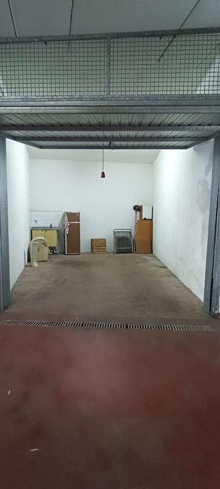 negozio in vendita a Genova in zona Cornigliano