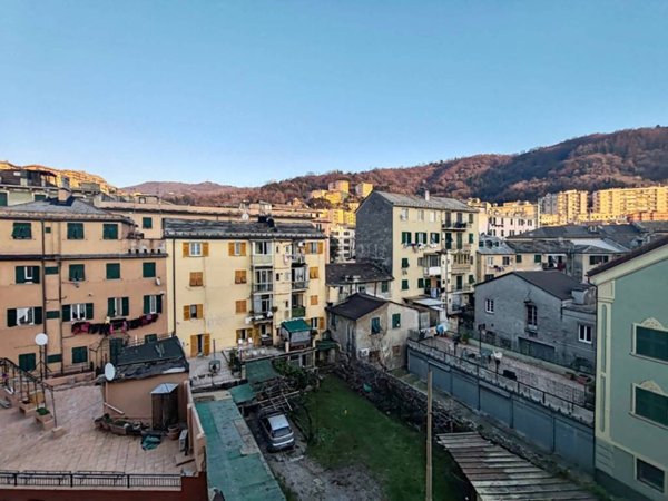 appartamento in vendita a Genova in zona Certosa