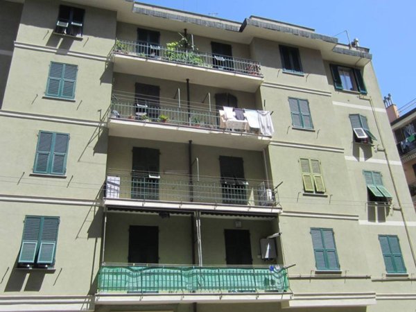 appartamento in vendita a Genova in zona Bolzaneto