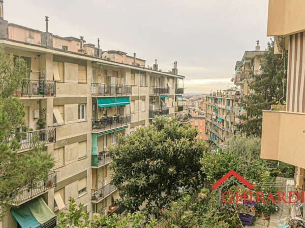 appartamento in vendita a Genova in zona Marassi