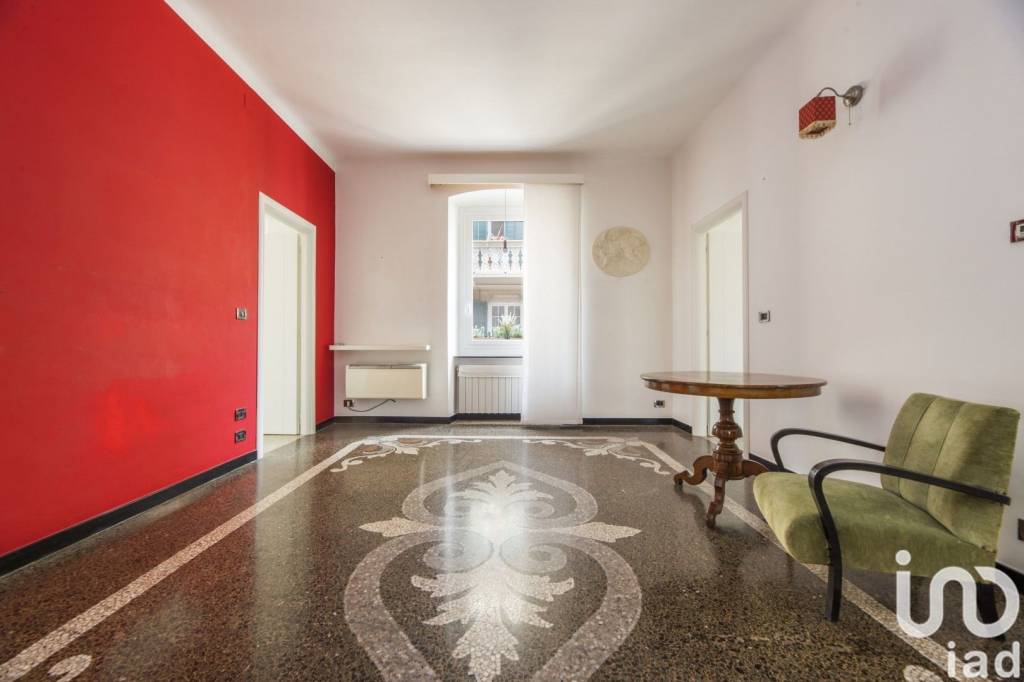 appartamento in vendita a Genova in zona Sestri Ponente