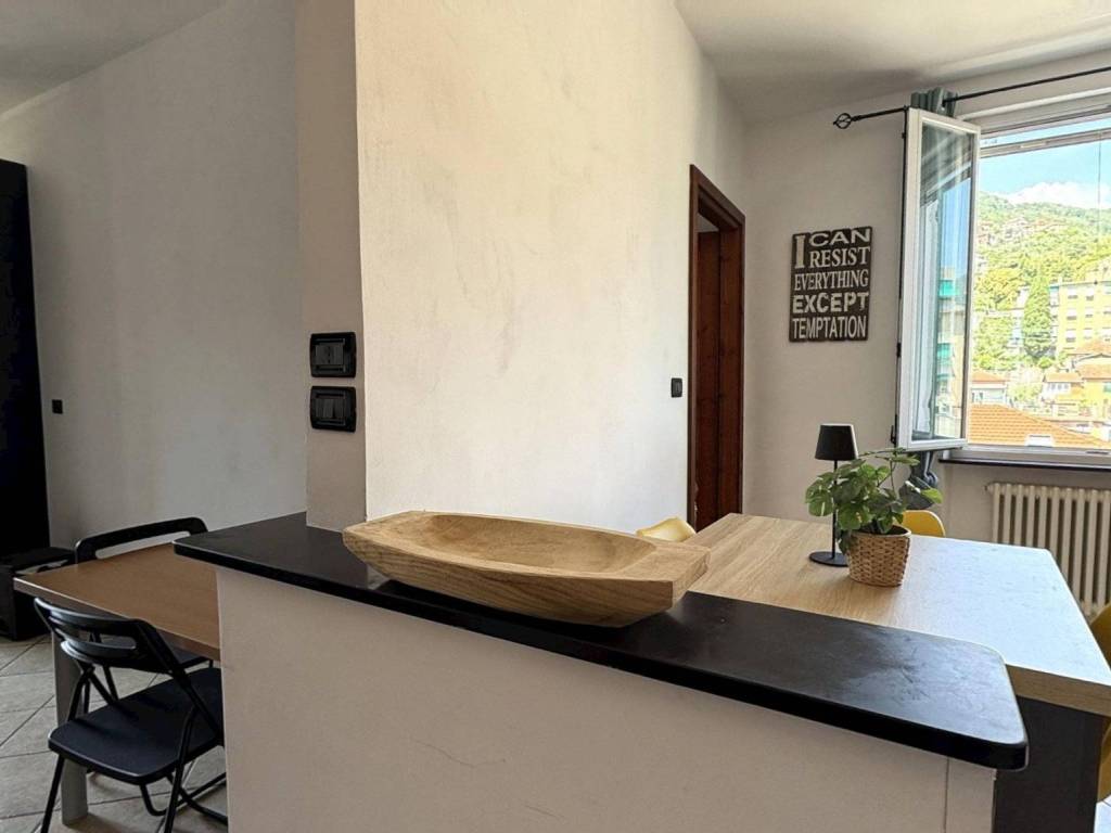 appartamento in vendita a Genova in zona Struppa