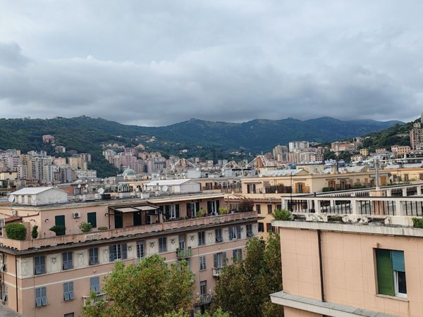 appartamento in vendita a Genova in zona Marassi