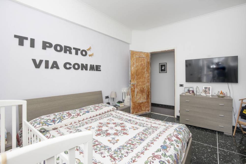 appartamento in vendita a Genova in zona Apparizione