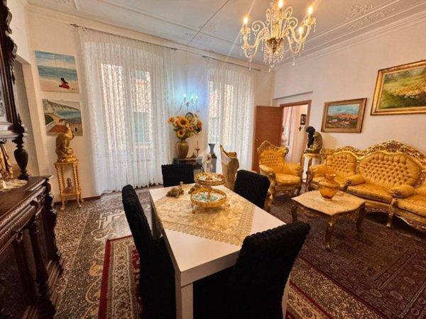 appartamento in vendita a Genova in zona Sampierdarena