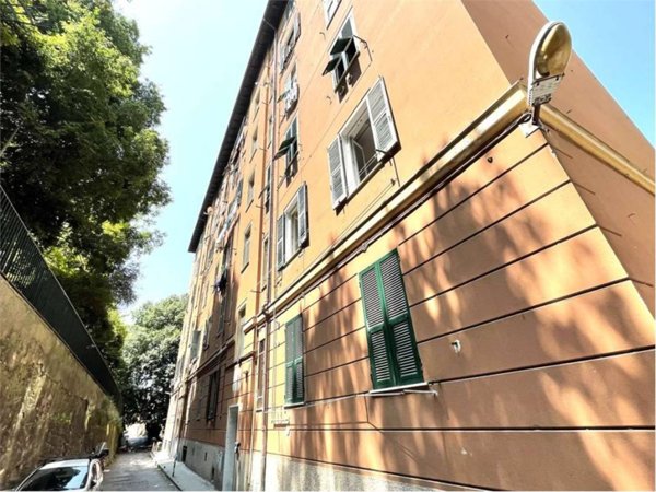 appartamento in vendita a Genova in zona Lagaccio / Granarolo