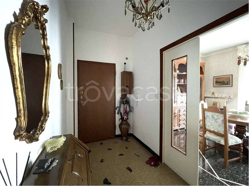 appartamento in vendita a Genova in zona Sampierdarena
