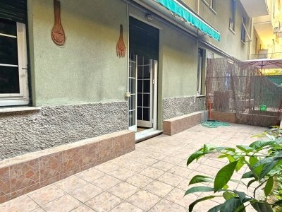 appartamento in vendita a Genova in zona Lagaccio / Granarolo