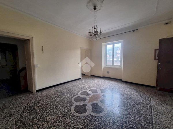 appartamento in vendita a Genova in zona Bolzaneto
