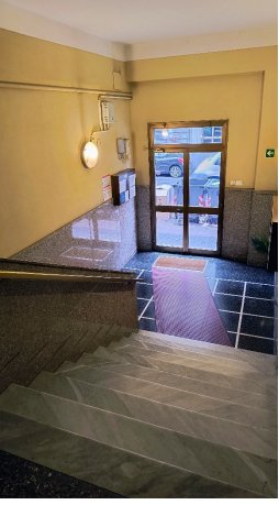appartamento in vendita a Genova in zona Certosa