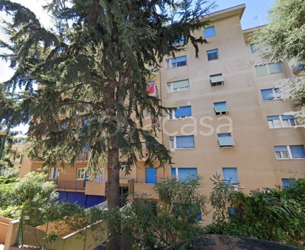 appartamento in vendita a Genova in zona Sestri Ponente