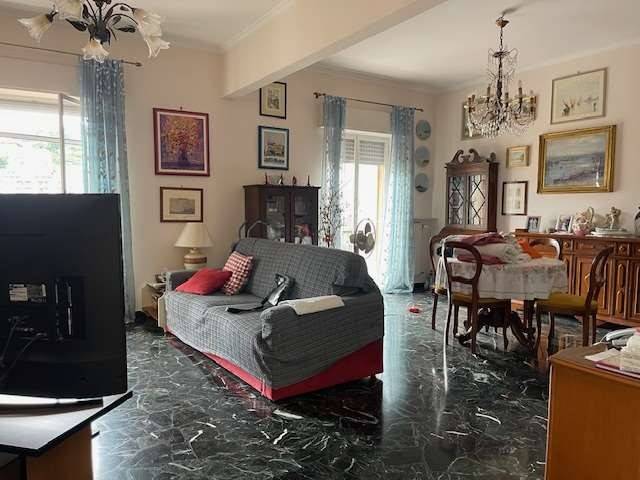 appartamento in vendita a Genova in zona Marassi