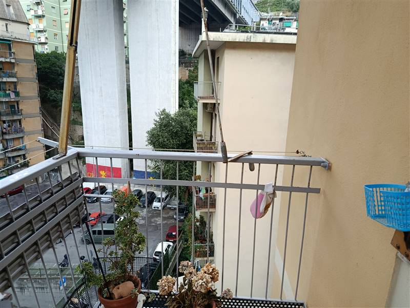 appartamento in vendita a Genova in zona Quezzi