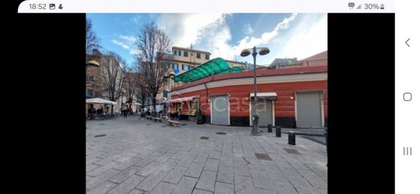 negozio in vendita a Genova in zona Certosa