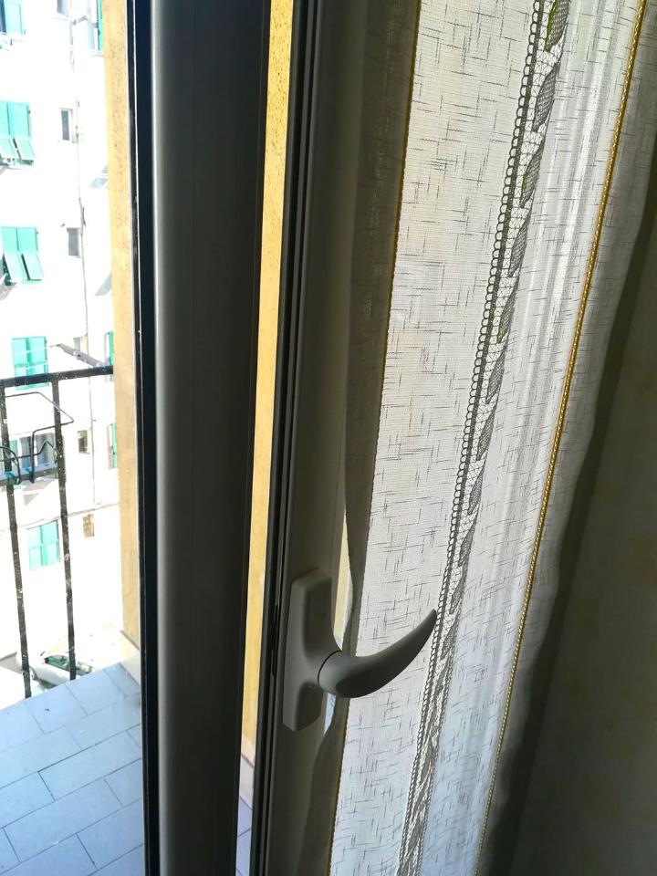 appartamento in vendita a Genova in zona Certosa