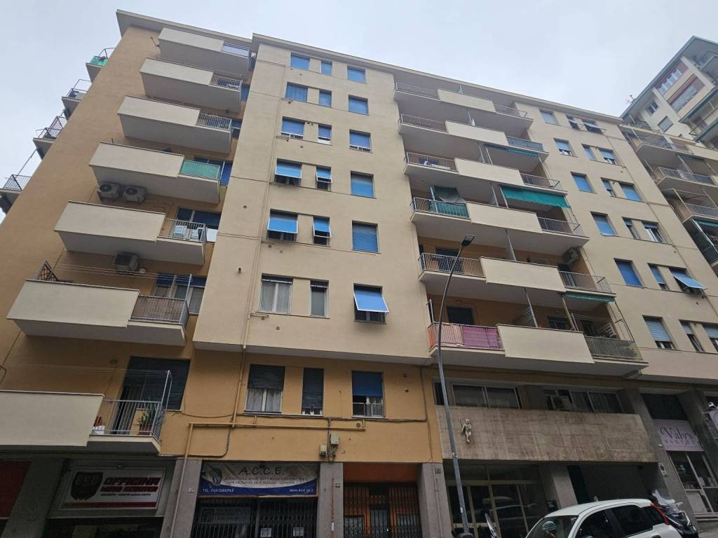 appartamento in vendita a Genova in zona Oregina