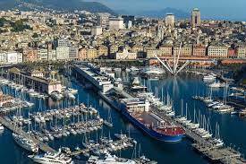 negozio in vendita a Genova in zona Sottoripa / Maddalena / Molo