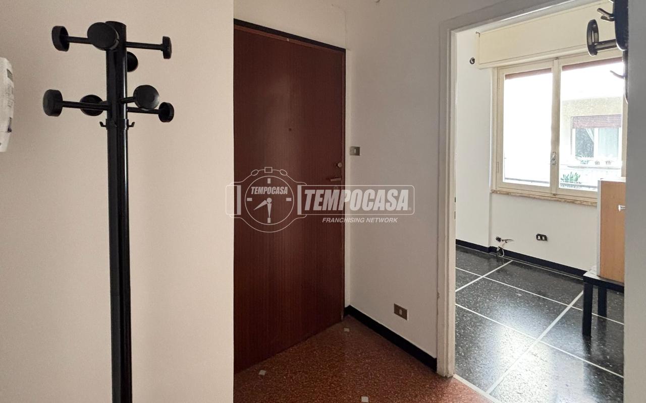 appartamento in vendita a Genova in zona Marassi